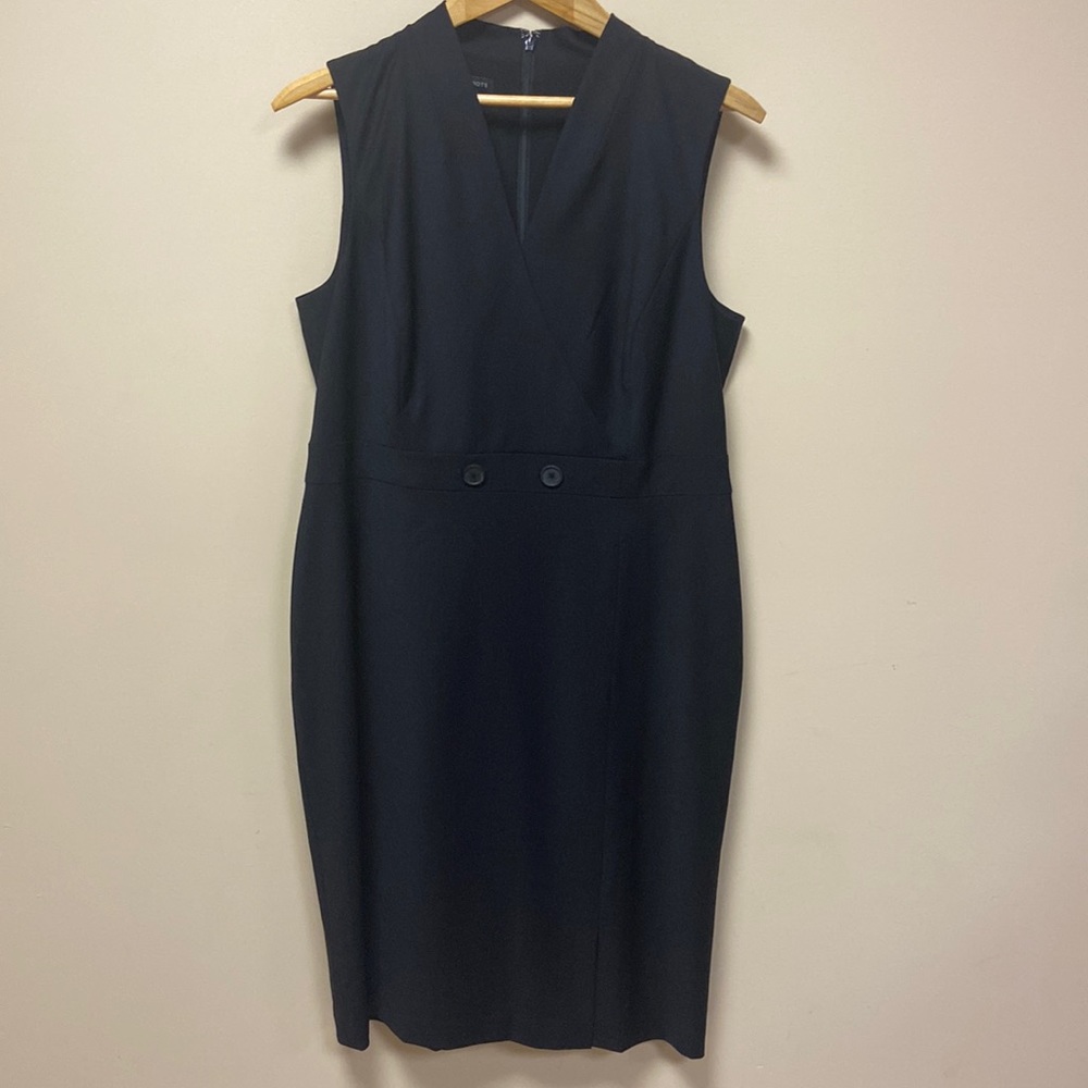 Talbots Sleeveless Black Shift Dress size 12